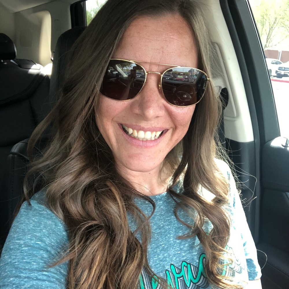 Meet your Posher, Renee